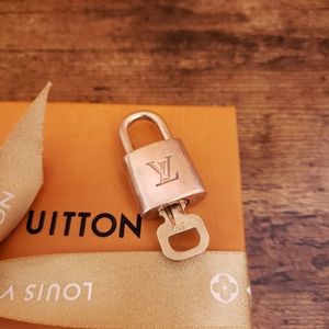 ❌SOLD❌ Louis Vuitton Lock and Key 🔐